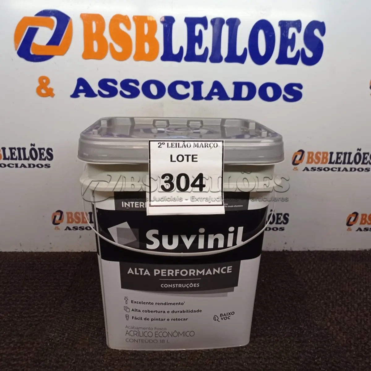 LOTE 304 - 01 BALDE DE TINTA SUVINIL INTERIORES ACRÍLICO FOSCO 18L NA COR FOSCO BRANCO. VENCIMENTO 10/2027 (NOVO) (NO ESTADO) ATENÇÃO! FAZER A VISITAÇÃO ANTES DE ARREMATAR, NÃO SABEMOS SE FUNCIONA. LEILÃO NÃO TEM GARANTIA E NEM DEVOLUÇÃO, SUJEITO A POSSÍVEIS AVARIAS VISÍVEIS/OCULTAS E/OU AUSÊNCIA DE COMPONENTES.