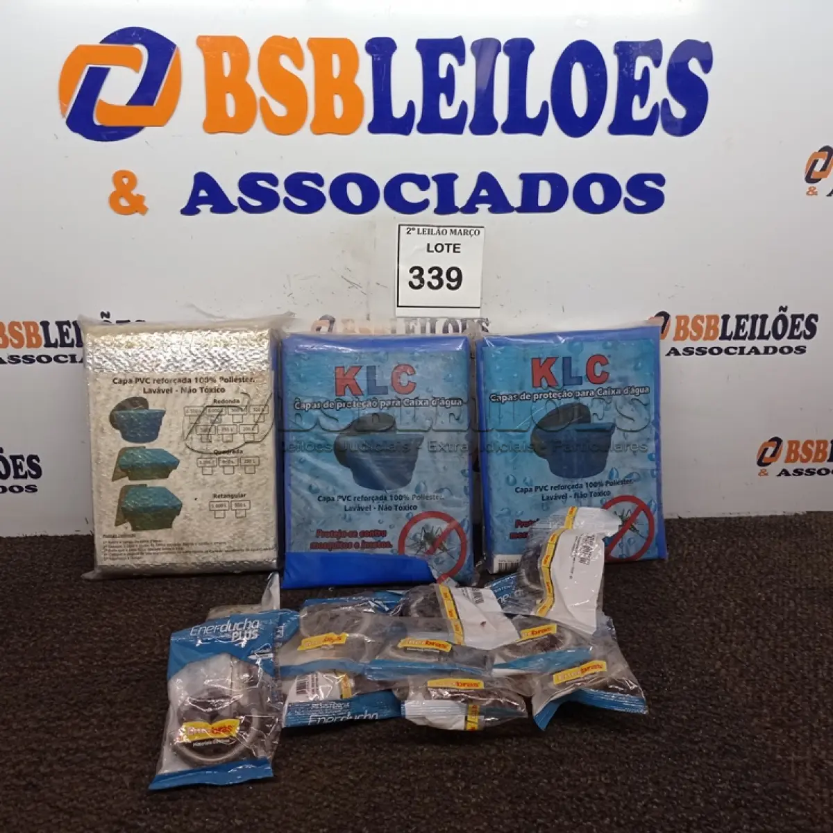 LOTE 339 - 01 LOTE COM CAPAS PARA CAIXA D’ÁGUA E RESISTÊNCIAS PARA CHUVEIRO. (NO ESTADO) ATENÇÃO! FAZER A VISITAÇÃO ANTES DE ARREMATAR, NÃO SABEMOS SE FUNCIONA. LEILÃO NÃO TEM GARANTIA E NEM DEVOLUÇÃO, SUJEITO A POSSÍVEIS AVARIAS VISÍVEIS/OCULTAS E/OU AUSÊNCIA DE COMPONENTES.