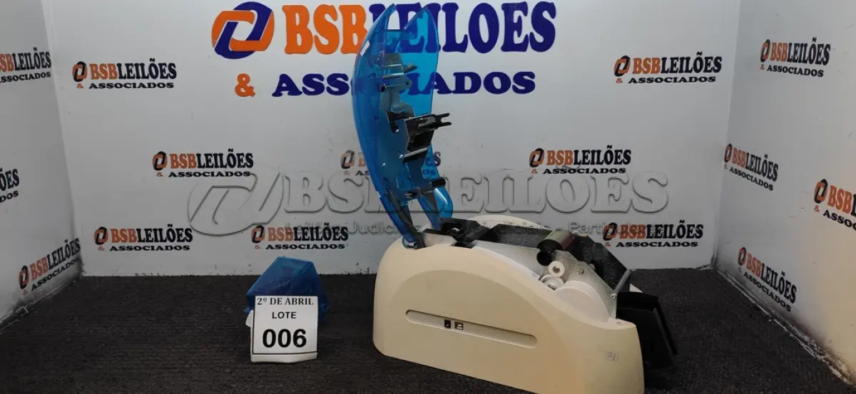 LOTE 006 - 01 IMPRESSORA DE CARTÃO. DUALUYS EVOLIS. (NO ESTADO) ATENÇÃO! FAZER A VISITAÇÃO ANTES DE ARREMATAR, NÃO SABEMOS SE FUNCIONA. LEILÃO NÃO TEM GARANTIA E NEM DEVOLUÇÃO, SUJEITO A POSSÍVEIS AVARIAS VISÍVEIS/OCULTAS E/OU AUSÊNCIA DE COMPONENTES.