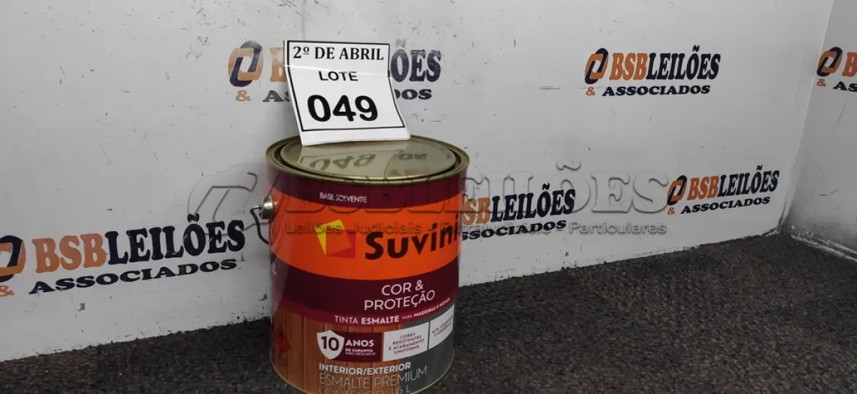 LOTE 049 - 01 LATA DE TINTA ESMALTE PARA MADEIRAS E METAIS NA COR BRILHANTE PRETO DE 3,6L MARCA SUVINIL. (NOVO) (NO ESTADO) ATENÇÃO! FAZER A VISITAÇÃO ANTES DE ARREMATAR, NÃO SABEMOS SE FUNCIONA. LEILÃO NÃO TEM GARANTIA E NEM DEVOLUÇÃO, SUJEITO A POSSÍVEIS AVARIAS VISÍVEIS/OCULTAS E/OU AUSÊNCIA DE COMPONENTES.