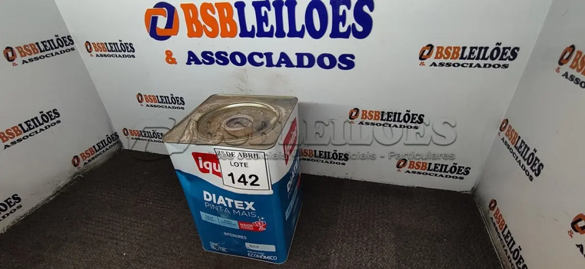LOTE 142 - 01 LATA DE TINTA 16L/ 18L INTERIORES/EXTERIORES ACRÍLICO FOSCO IQUINE BASE P. (NOVO) (NO ESTADO) ATENÇÃO! FAZER A VISITAÇÃO ANTES DE ARREMATAR, NÃO SABEMOS SE FUNCIONA. LEILÃO NÃO TEM GARANTIA E NEM DEVOLUÇÃO, SUJEITO A POSSÍVEIS AVARIAS VISÍVEIS/OCULTAS E/OU AUSÊNCIA DE COMPONENTES.