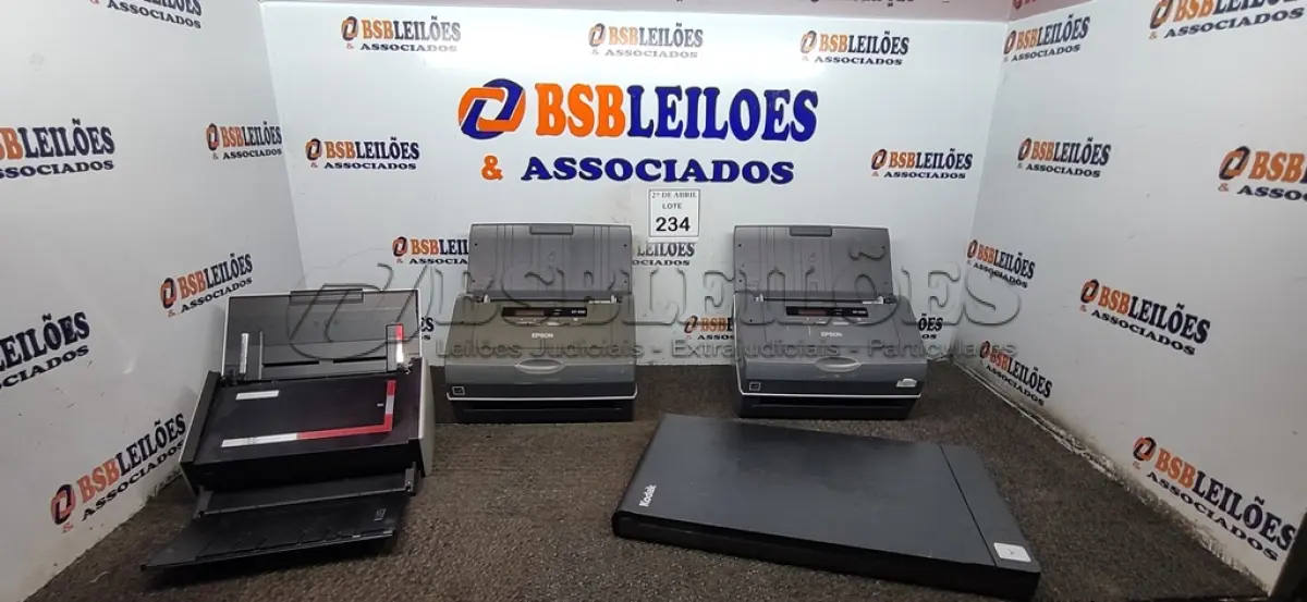 LOTE 234 - 03 SCANNER’S DIVERSOS. (NO ESTADO) ATENÇÃO! FAZER A VISITAÇÃO ANTES DE ARREMATAR, NÃO SABEMOS SE FUNCIONA. LEILÃO NÃO TEM GARANTIA E NEM DEVOLUÇÃO, SUJEITO A POSSÍVEIS AVARIAS VISÍVEIS/OCULTAS E/OU AUSÊNCIA DE COMPONENTES.