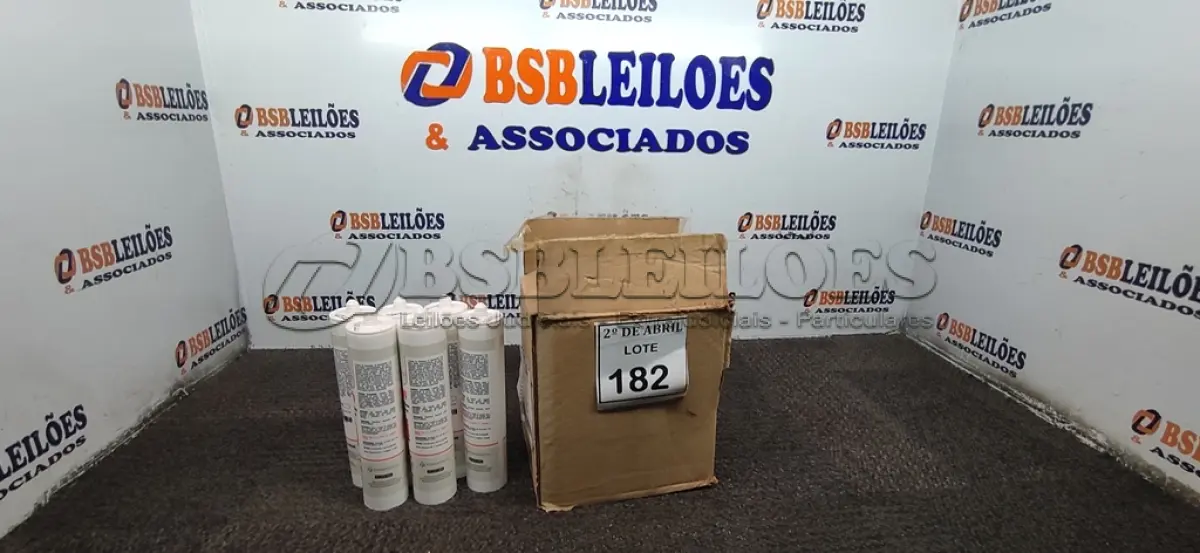 LOTE 182 - 01 CAIXAS COM SELANTE MULTI USO DE POLIURETANO PU40. (NO ESTADO) ATENÇÃO! FAZER A VISITAÇÃO ANTES DE ARREMATAR, NÃO SABEMOS SE FUNCIONA. LEILÃO NÃO TEM GARANTIA E NEM DEVOLUÇÃO, SUJEITO A POSSÍVEIS AVARIAS VISÍVEIS/OCULTAS E/OU AUSÊNCIA DE COMPONENTES.