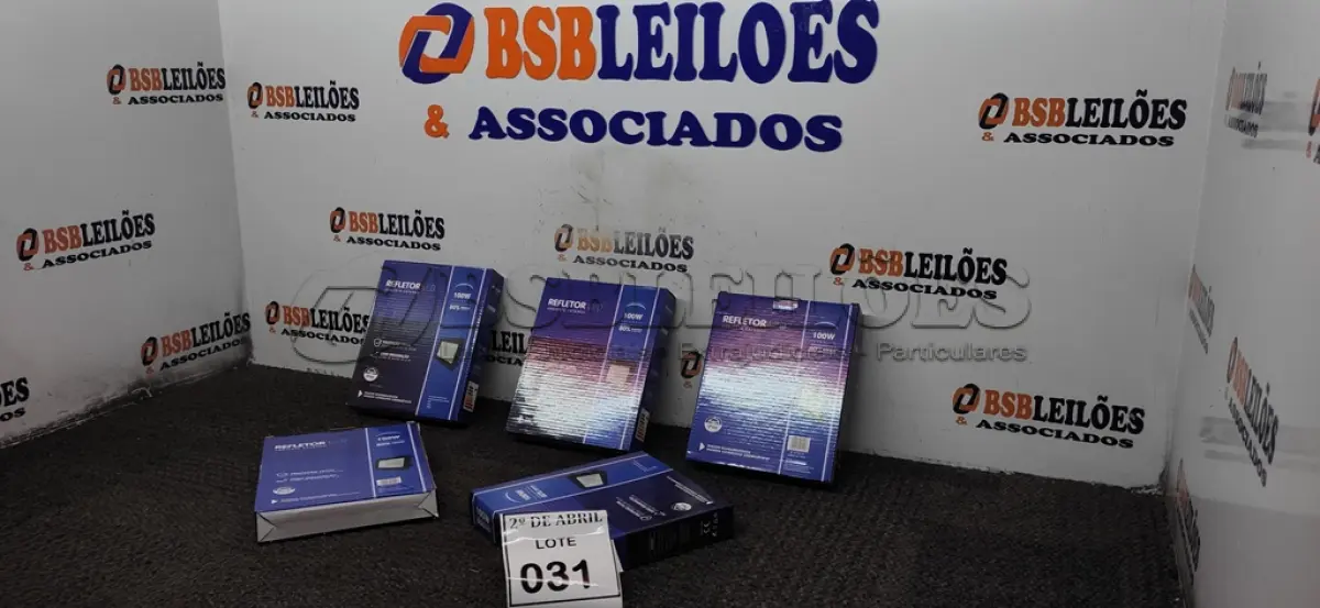 LOTE 031 - 05 REFLETORES DE LED 100W.(NOVO) (NO ESTADO) ATENÇÃO! FAZER A VISITAÇÃO ANTES DE ARREMATAR, NÃO SABEMOS SE FUNCIONA. LEILÃO NÃO TEM GARANTIA E NEM DEVOLUÇÃO, SUJEITO A POSSÍVEIS AVARIAS VISÍVEIS/OCULTAS E/OU AUSÊNCIA DE COMPONENTES.