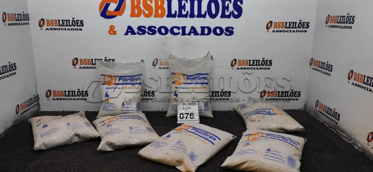 LOTE 076