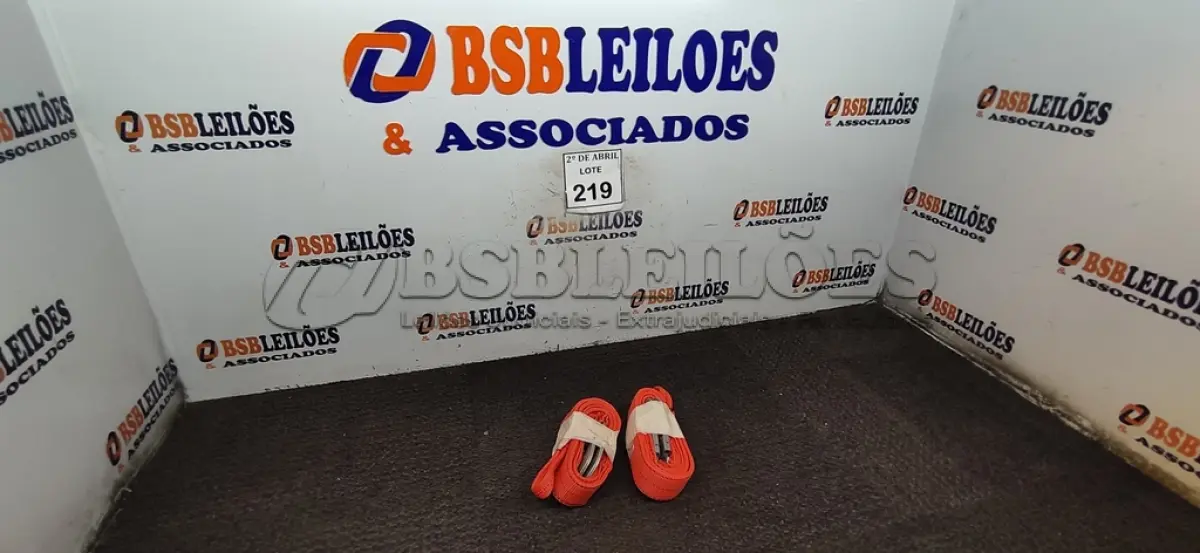 LOTE 219 - 02 CINTAS PARA SEGURANÇA. (NO ESTADO) ATENÇÃO! FAZER A VISITAÇÃO ANTES DE ARREMATAR, NÃO SABEMOS SE FUNCIONA. LEILÃO NÃO TEM GARANTIA E NEM DEVOLUÇÃO, SUJEITO A POSSÍVEIS AVARIAS VISÍVEIS/OCULTAS E/OU AUSÊNCIA DE COMPONENTES.