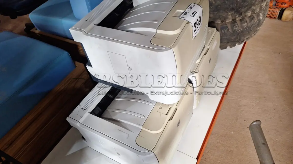 LOTE 299 - 03 IMPRESSORAS HP LASER JET P2055DN. (NO ESTADO) ATENÇÃO! FAZER A VISITAÇÃO ANTES DE ARREMATAR, NÃO SABEMOS SE FUNCIONA. LEILÃO NÃO TEM GARANTIA E NEM DEVOLUÇÃO, SUJEITO A POSSÍVEIS AVARIAS VISÍVEIS/OCULTAS E/OU AUSÊNCIA DE COMPONENTES.