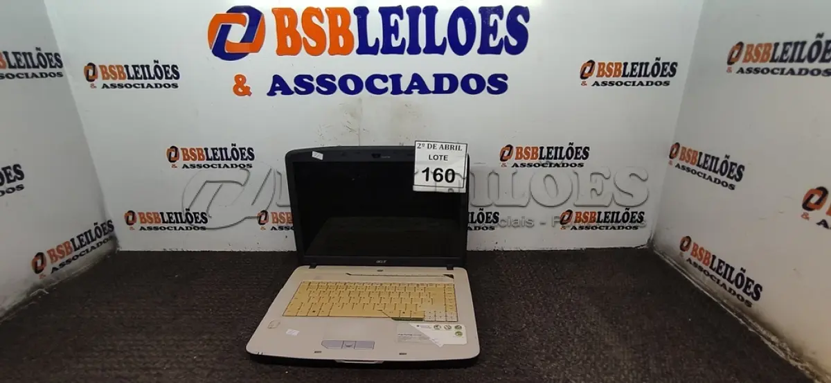 LOTE 160 - 01 NOTEBOOK ACER SEM FONTE. (NO ESTADO) ATENÇÃO! FAZER A VISITAÇÃO ANTES DE ARREMATAR, NÃO SABEMOS SE FUNCIONA. LEILÃO NÃO TEM GARANTIA E NEM DEVOLUÇÃO, SUJEITO A POSSÍVEIS AVARIAS VISÍVEIS/OCULTAS E/OU AUSÊNCIA DE COMPONENTES.