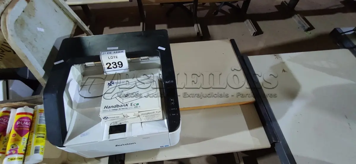 LOTE 239 - 01 SCANNER AVISION. (NO ESTADO) ATENÇÃO! FAZER A VISITAÇÃO ANTES DE ARREMATAR, NÃO SABEMOS SE FUNCIONA. LEILÃO NÃO TEM GARANTIA E NEM DEVOLUÇÃO, SUJEITO A POSSÍVEIS AVARIAS VISÍVEIS/OCULTAS E/OU AUSÊNCIA DE COMPONENTES.
