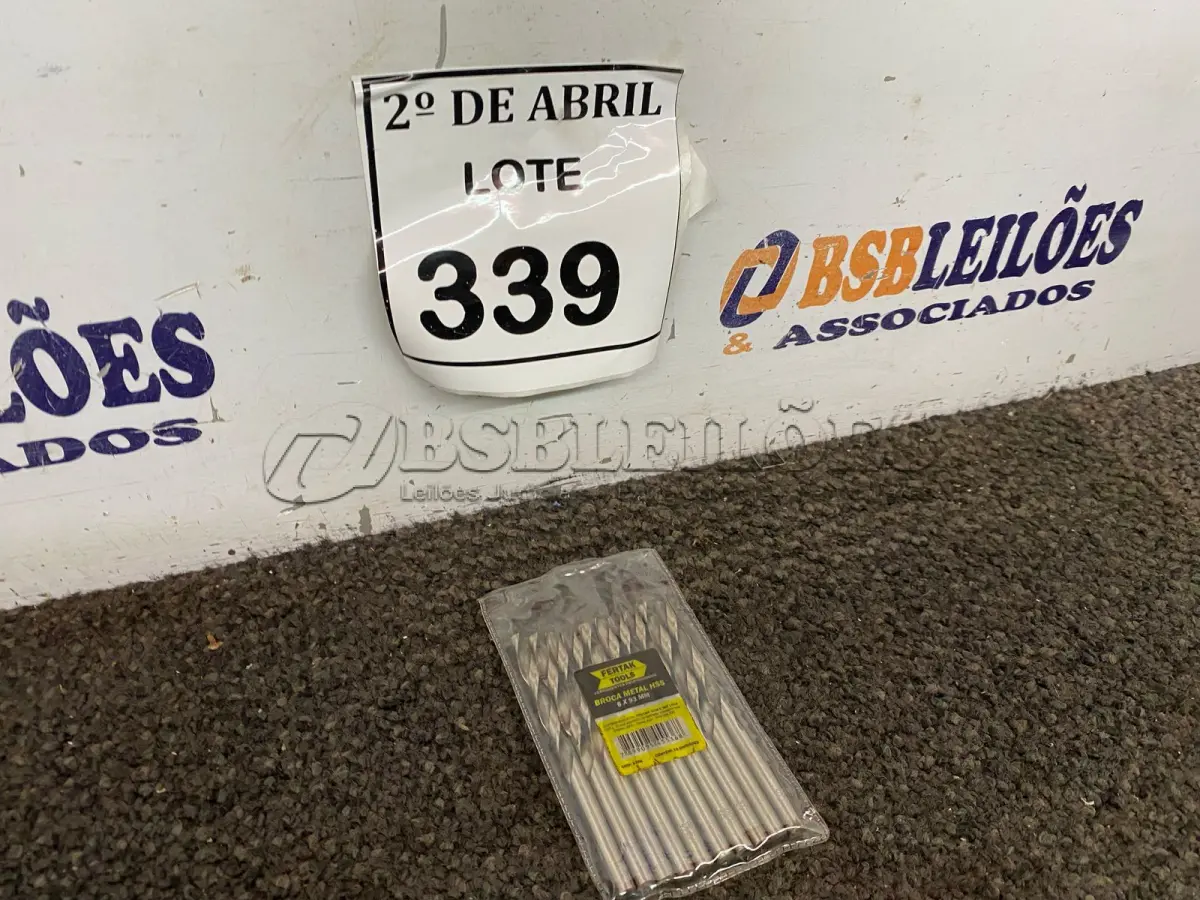 LOTE 339 - 10 BROCAS 6X93MM PARA METAL. (NO ESTADO) ATENÇÃO! FAZER A VISITAÇÃO ANTES DE ARREMATAR, NÃO SABEMOS SE FUNCIONA. LEILÃO NÃO TEM GARANTIA E NEM DEVOLUÇÃO, SUJEITO A POSSÍVEIS AVARIAS VISÍVEIS/OCULTAS E/OU AUSÊNCIA DE COMPONENTES.