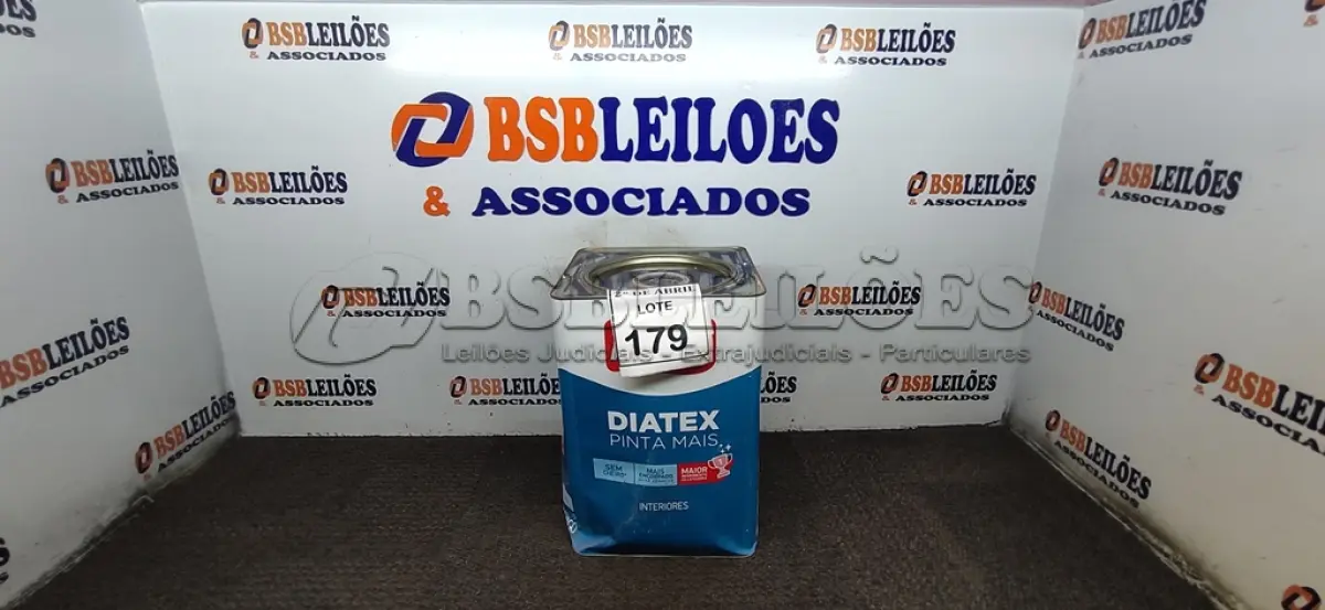 LOTE 179 - 01 LATA DE TINTA 16L/ 18L INTERIORES/EXTERIORES ACRÍLICO FOSCO IQUINE BASE P. (NOVO) (NO ESTADO) ATENÇÃO! FAZER A VISITAÇÃO ANTES DE ARREMATAR, NÃO SABEMOS SE FUNCIONA. LEILÃO NÃO TEM GARANTIA E NEM DEVOLUÇÃO, SUJEITO A POSSÍVEIS AVARIAS VISÍVEIS/OCULTAS E/OU AUSÊNCIA DE COMPONENTES.