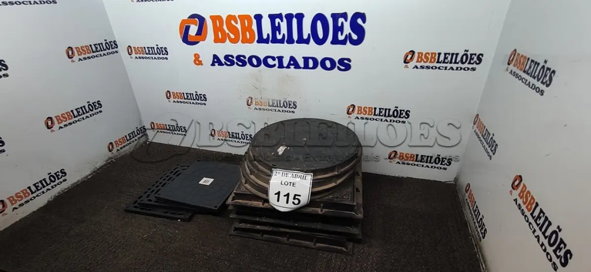 LOTE 115 - 01 LOTE COM TAMPAS DIVERSAS. (NO ESTADO) ATENÇÃO! FAZER A VISITAÇÃO ANTES DE ARREMATAR, NÃO SABEMOS SE FUNCIONA. LEILÃO NÃO TEM GARANTIA E NEM DEVOLUÇÃO, SUJEITO A POSSÍVEIS AVARIAS VISÍVEIS/OCULTAS E/OU AUSÊNCIA DE COMPONENTES.