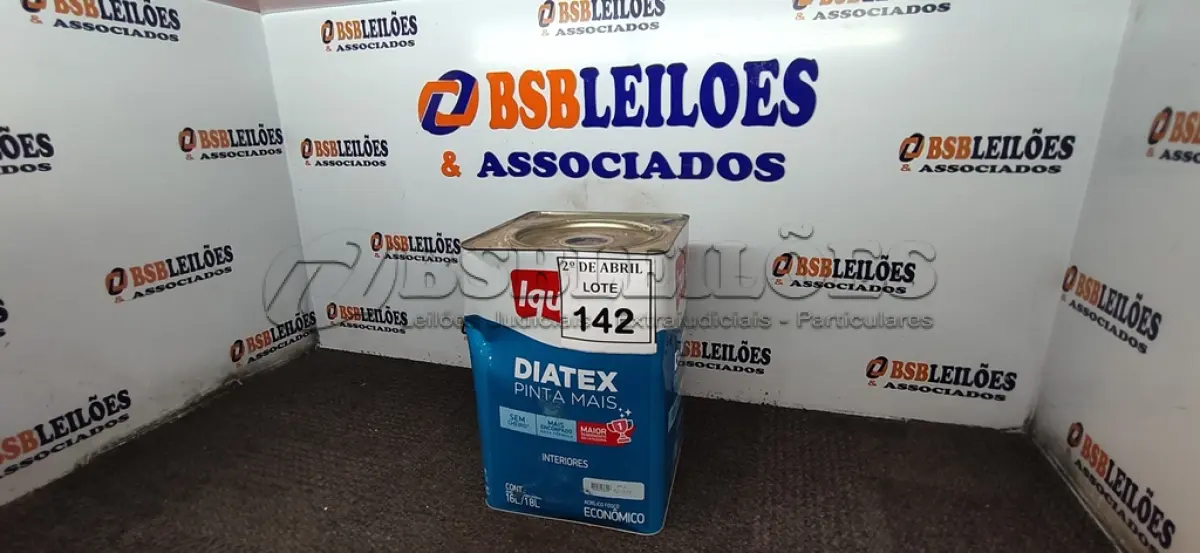 LOTE 142 - 01 LATA DE TINTA 16L/ 18L INTERIORES/EXTERIORES ACRÍLICO FOSCO IQUINE BASE P. (NOVO) (NO ESTADO) ATENÇÃO! FAZER A VISITAÇÃO ANTES DE ARREMATAR, NÃO SABEMOS SE FUNCIONA. LEILÃO NÃO TEM GARANTIA E NEM DEVOLUÇÃO, SUJEITO A POSSÍVEIS AVARIAS VISÍVEIS/OCULTAS E/OU AUSÊNCIA DE COMPONENTES.