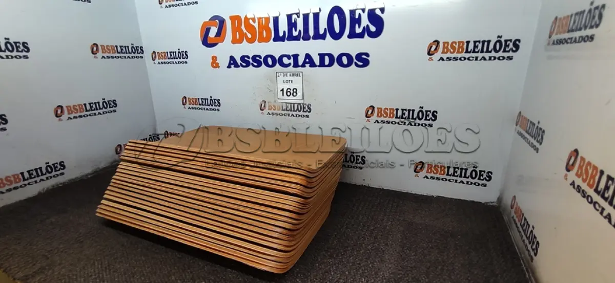 LOTE 168 - 20 TÁBUAS. (NO ESTADO) ATENÇÃO! FAZER A VISITAÇÃO ANTES DE ARREMATAR, NÃO SABEMOS SE FUNCIONA. LEILÃO NÃO TEM GARANTIA E NEM DEVOLUÇÃO, SUJEITO A POSSÍVEIS AVARIAS VISÍVEIS/OCULTAS E/OU AUSÊNCIA DE COMPONENTES.