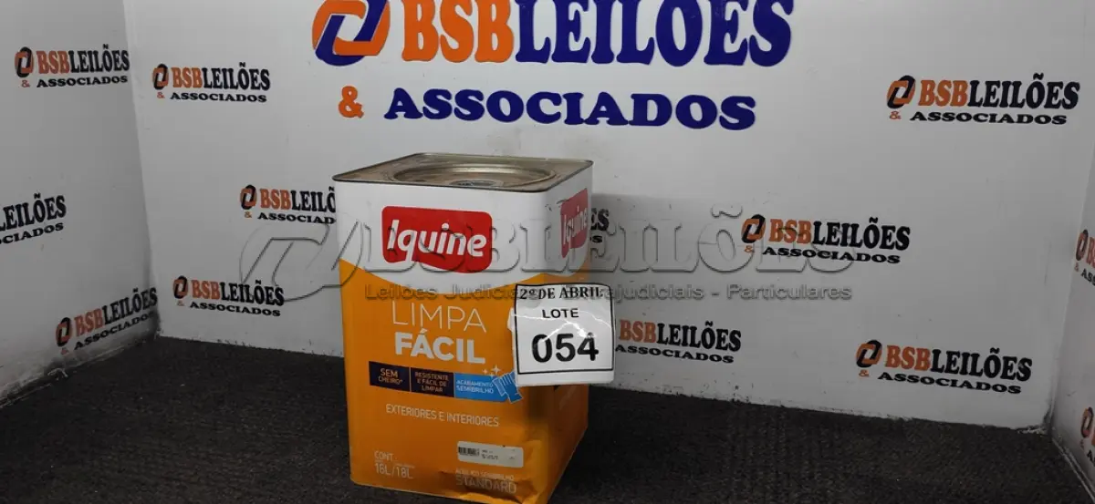 LOTE 054 - 01 LATA DE TINTA BASE C LIMPA FÁCIL IQUINE 18 L. (NO ESTADO) ATENÇÃO! FAZER A VISITAÇÃO ANTES DE ARREMATAR, NÃO SABEMOS SE FUNCIONA. LEILÃO NÃO TEM GARANTIA E NEM DEVOLUÇÃO, SUJEITO A POSSÍVEIS AVARIAS VISÍVEIS/OCULTAS E/OU AUSÊNCIA DE COMPONENTES.