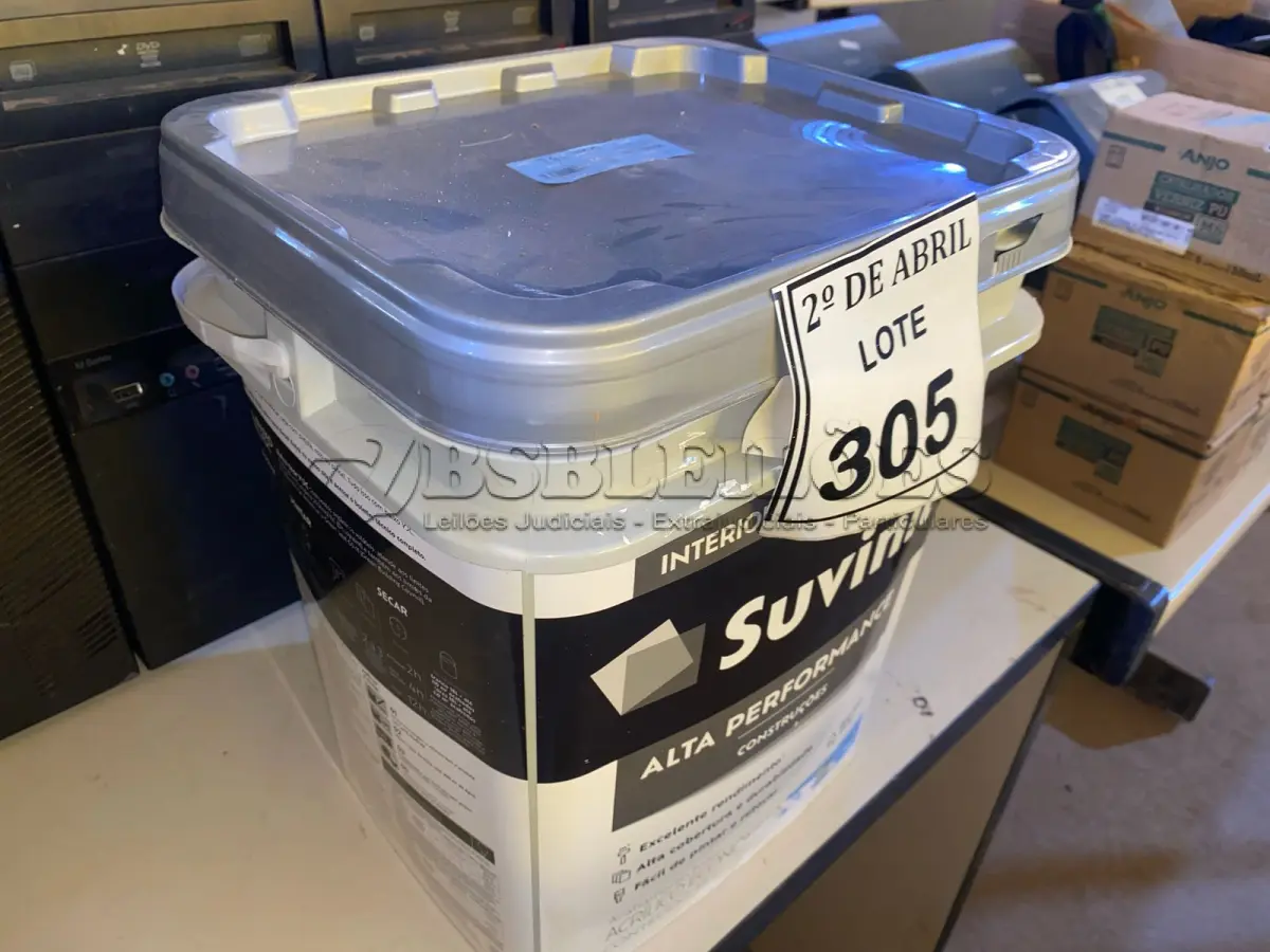 LOTE 305 - 01 GALÃO DE TINTA SUVINIL DE 18L PARA INTERIORES ACABAMENTO FOSCO BRANCO. (NOVO) (NO ESTADO) ATENÇÃO! FAZER A VISITAÇÃO ANTES DE ARREMATAR, NÃO SABEMOS SE FUNCIONA. LEILÃO NÃO TEM GARANTIA E NEM DEVOLUÇÃO, SUJEITO A POSSÍVEIS AVARIAS VISÍVEIS/OCULTAS E/OU AUSÊNCIA DE COMPONENTES.