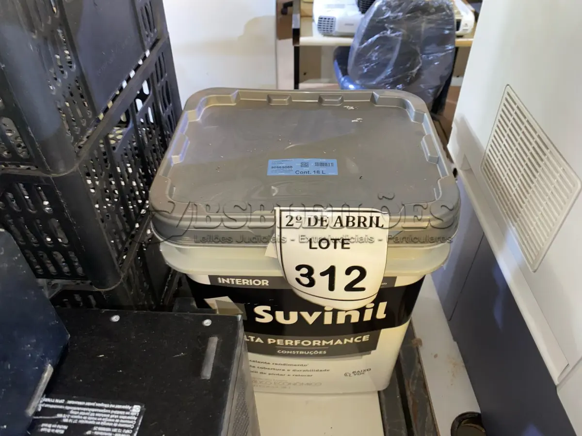 LOTE 312 - 01 GALÃO DE TINTA SUVINIL DE 18L PARA INTERIORES ACABAMENTO FOSCO BRANCO. (NOVO) (NO ESTADO) ATENÇÃO! FAZER A VISITAÇÃO ANTES DE ARREMATAR, NÃO SABEMOS SE FUNCIONA. LEILÃO NÃO TEM GARANTIA E NEM DEVOLUÇÃO, SUJEITO A POSSÍVEIS AVARIAS VISÍVEIS/OCULTAS E/OU AUSÊNCIA DE COMPONENTES.