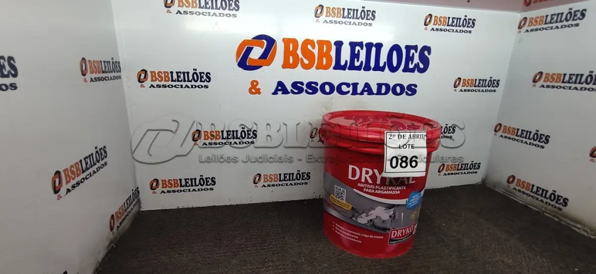 LOTE 086 - 01 GALÃO DE 18L DE ADITIVO PLASTIFICANTE PARA ARGAMASSA MARCA DRYKAL. (NOVO) (NO ESTADO) ATENÇÃO! FAZER A VISITAÇÃO ANTES DE ARREMATAR, NÃO SABEMOS SE FUNCIONA. LEILÃO NÃO TEM GARANTIA E NEM DEVOLUÇÃO, SUJEITO A POSSÍVEIS AVARIAS VISÍVEIS/OCULTAS E/OU AUSÊNCIA DE COMPONENTES.