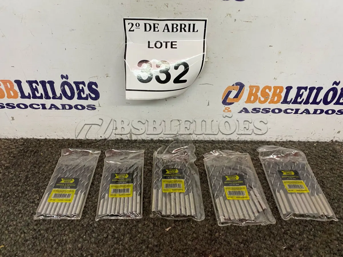 LOTE 332 - 20 BROCAS 5X58MM E 30 BROCAS 6X93MM PARA MADEIRA. (NO ESTADO) ATENÇÃO! FAZER A VISITAÇÃO ANTES DE ARREMATAR, NÃO SABEMOS SE FUNCIONA. LEILÃO NÃO TEM GARANTIA E NEM DEVOLUÇÃO, SUJEITO A POSSÍVEIS AVARIAS VISÍVEIS/OCULTAS E/OU AUSÊNCIA DE COMPONENTES.
