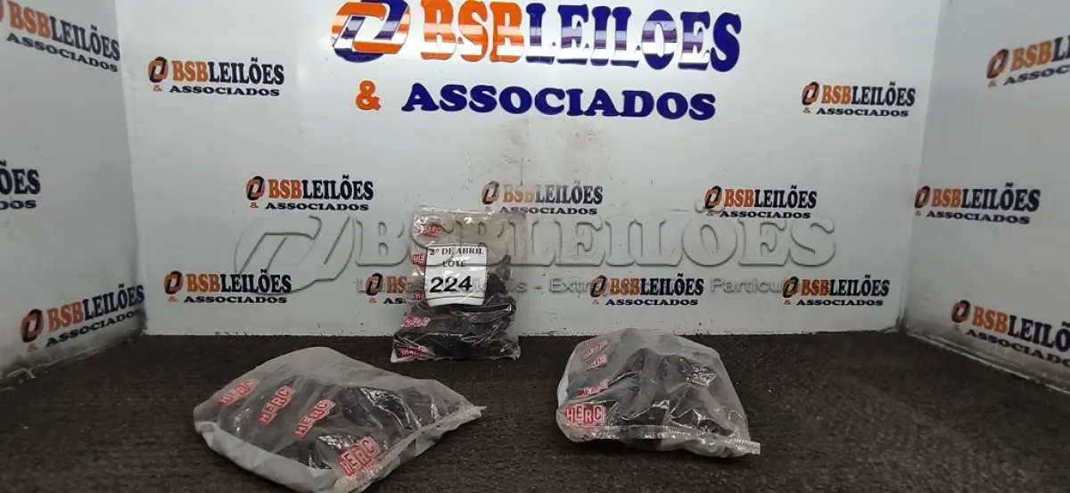 LOTE 224 - 01 LOTE COM APROXIMADAMENTE 30 TORNEIRAS DE JARDIM. (NOVA) (NO ESTADO) ATENÇÃO! FAZER A VISITAÇÃO ANTES DE ARREMATAR, NÃO SABEMOS SE FUNCIONA. LEILÃO NÃO TEM GARANTIA E NEM DEVOLUÇÃO, SUJEITO A POSSÍVEIS AVARIAS VISÍVEIS/OCULTAS E/OU AUSÊNCIA DE COMPONENTES.