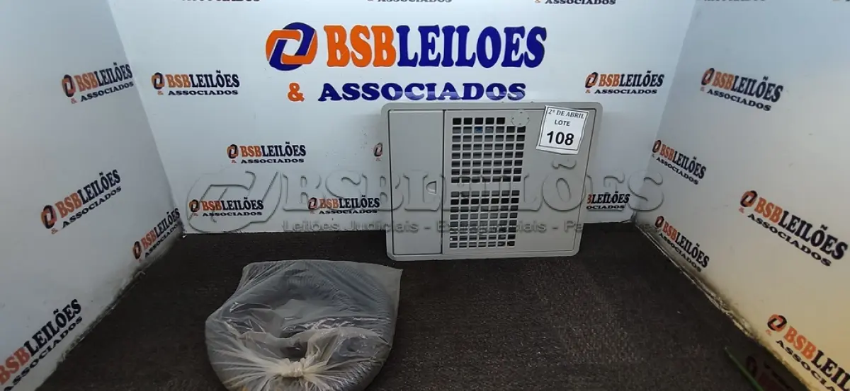 LOTE 108 - 01 CAIXA PLÁSTICA PARA UNIDADE DE MEDIÇÃO. (NOVA) (NO ESTADO) ATENÇÃO! FAZER A VISITAÇÃO ANTES DE ARREMATAR, NÃO SABEMOS SE FUNCIONA. LEILÃO NÃO TEM GARANTIA E NEM DEVOLUÇÃO, SUJEITO A POSSÍVEIS AVARIAS VISÍVEIS/OCULTAS E/OU AUSÊNCIA DE COMPONENTES.