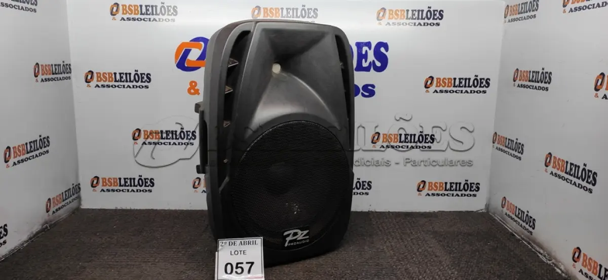 LOTE 057 - 01 CAIXA DE SOM MARCA PZ PRO ÁUDIO. (NO ESTADO) ATENÇÃO! FAZER A VISITAÇÃO ANTES DE ARREMATAR, NÃO SABEMOS SE FUNCIONA. LEILÃO NÃO TEM GARANTIA E NEM DEVOLUÇÃO, SUJEITO A POSSÍVEIS AVARIAS VISÍVEIS/OCULTAS E/OU AUSÊNCIA DE COMPONENTES.