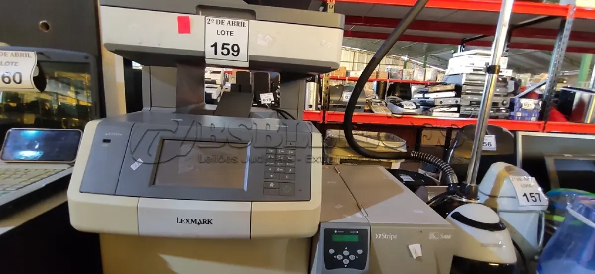 LOTE 159 - 01 IMPRESSORA MULTIFUNCIONAL MODELO X748TL MARCA LEXMARK E 01 IMPRESSORA DE ETIQUETAS ZEBRA S4M. (NO ESTADO) ATENÇÃO! FAZER A VISITAÇÃO ANTES DE ARREMATAR, NÃO SABEMOS SE FUNCIONA. LEILÃO NÃO TEM GARANTIA E NEM DEVOLUÇÃO, SUJEITO A POSSÍVEIS AVARIAS VISÍVEIS/OCULTAS E/OU AUSÊNCIA DE COMPONENTES.