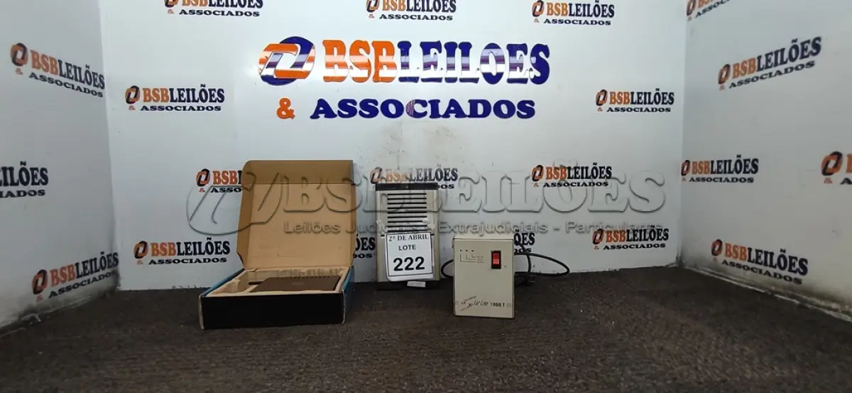 LOTE 222 - 01 ROTEADOR D LINK, 01 ESTABILIZADOR DE ENERGIA E 01 INTERFONE. (NO ESTADO) ATENÇÃO! FAZER A VISITAÇÃO ANTES DE ARREMATAR, NÃO SABEMOS SE FUNCIONA. LEILÃO NÃO TEM GARANTIA E NEM DEVOLUÇÃO, SUJEITO A POSSÍVEIS AVARIAS VISÍVEIS/OCULTAS E/OU AUSÊNCIA DE COMPONENTES.