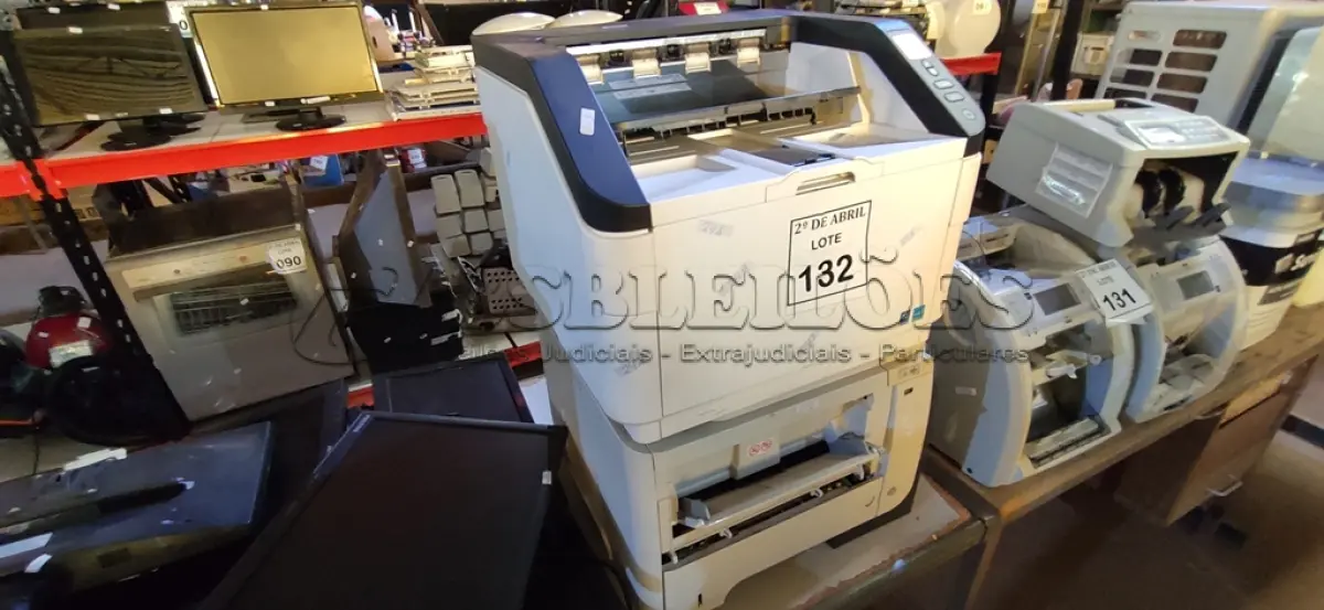 LOTE 132 - 01 IMPRESSORA E 01 SCANNER AVISIOM AD8120. (NO ESTADO) ATENÇÃO! FAZER A VISITAÇÃO ANTES DE ARREMATAR, NÃO SABEMOS SE FUNCIONA. LEILÃO NÃO TEM GARANTIA E NEM DEVOLUÇÃO, SUJEITO A POSSÍVEIS AVARIAS VISÍVEIS/OCULTAS E/OU AUSÊNCIA DE COMPONENTES.