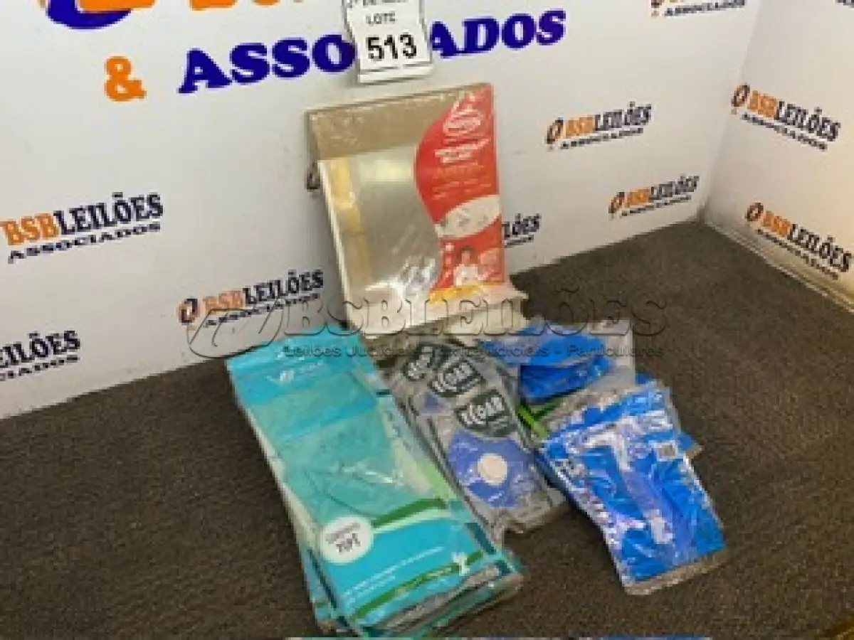 LOTE 513 - 01 LOTE COM LUVAS EMBORRACHADAS, MÁSCARAS DE PROTEÇÃO E 01 ESPELHO PEQUENO. (NO ESTADO) ATENÇÃO! FAZER A VISITAÇÃO ANTES DE ARREMATAR, NÃO SABEMOS SE FUNCIONA. LEILÃO NÃO TEM GARANTIA E NEM DEVOLUÇÃO, SUJEITO A POSSÍVEIS AVARIAS VISÍVEIS/OCULTAS E/OU AUSÊNCIA DE COMPONENTES.