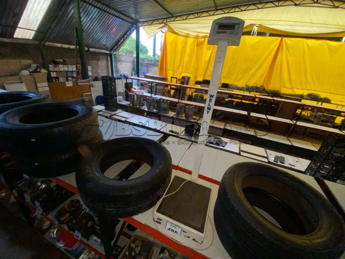 LOTE 485 - 01 BALANÇA DIGITAL MÁXIMO 200KG MARCA WELMY. (NO ESTADO) ATENÇÃO! FAZER A VISITAÇÃO ANTES DE ARREMATAR, NÃO SABEMOS SE FUNCIONA. LEILÃO NÃO TEM GARANTIA E NEM DEVOLUÇÃO, SUJEITO A POSSÍVEIS AVARIAS VISÍVEIS/OCULTAS E/OU AUSÊNCIA DE COMPONENTES.