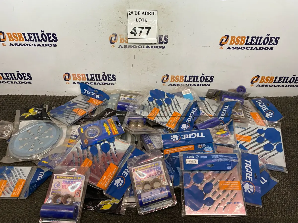LOTE 477 - 01 LOTE COM TAMPAS DE RALOS DIVERSOS. (NO ESTADO) ATENÇÃO! FAZER A VISITAÇÃO ANTES DE ARREMATAR, NÃO SABEMOS SE FUNCIONA. LEILÃO NÃO TEM GARANTIA E NEM DEVOLUÇÃO, SUJEITO A POSSÍVEIS AVARIAS VISÍVEIS/OCULTAS E/OU AUSÊNCIA DE COMPONENTES.