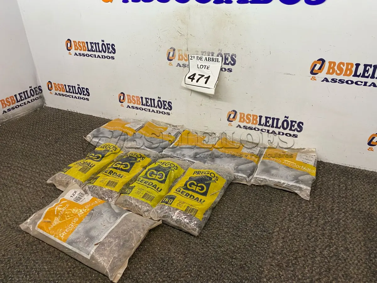 LOTE 471 - 07 KG DE PREGOS DIVERSOS. (NO ESTADO) ATENÇÃO! FAZER A VISITAÇÃO ANTES DE ARREMATAR, NÃO SABEMOS SE FUNCIONA. LEILÃO NÃO TEM GARANTIA E NEM DEVOLUÇÃO, SUJEITO A POSSÍVEIS AVARIAS VISÍVEIS/OCULTAS E/OU AUSÊNCIA DE COMPONENTES.