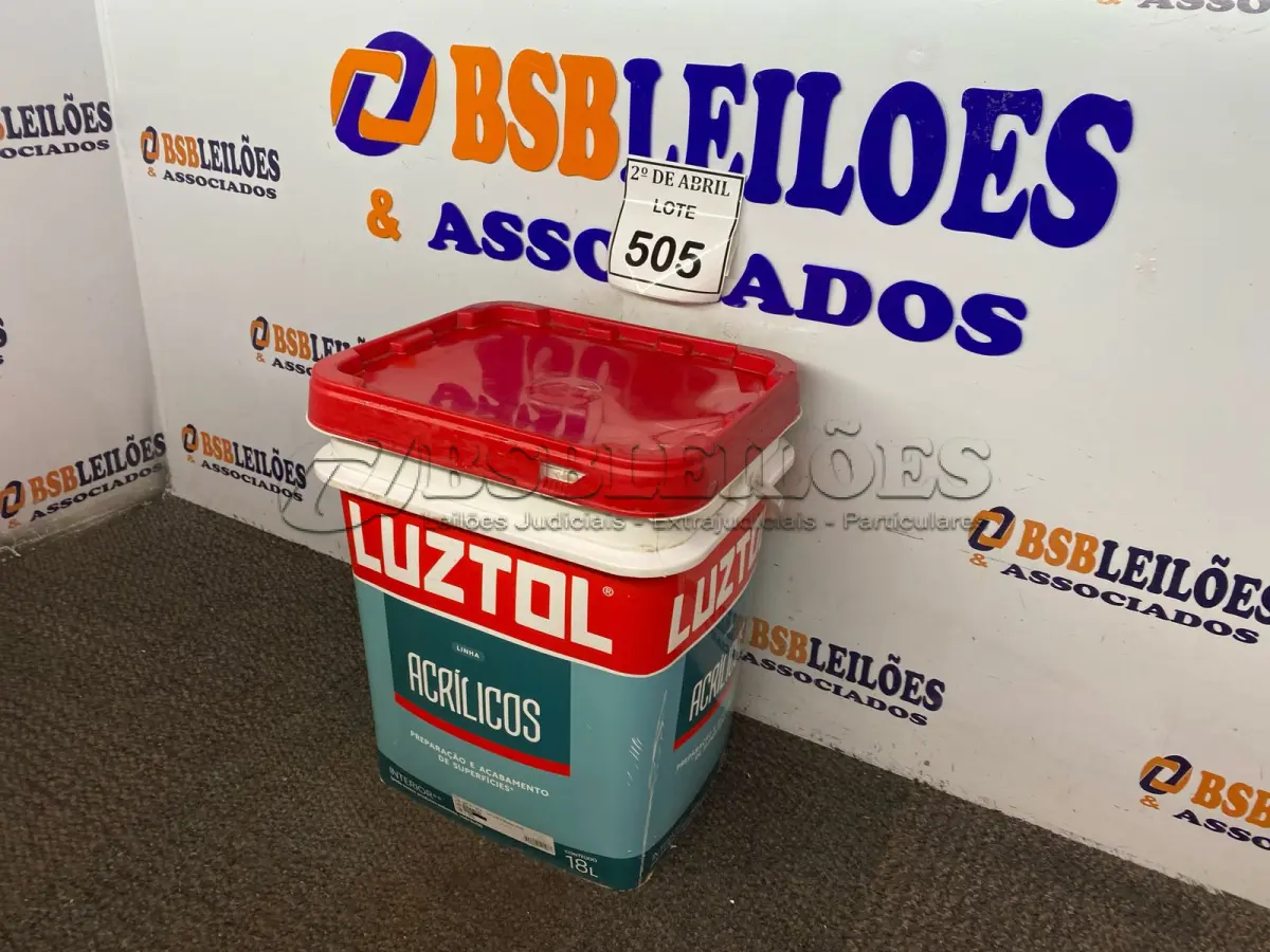 LOTE 505 - 01 BALDE DE SELADORA ACRÍLICO BRANCO 18L. (NO ESTADO) ATENÇÃO! FAZER A VISITAÇÃO ANTES DE ARREMATAR, NÃO SABEMOS SE FUNCIONA. LEILÃO NÃO TEM GARANTIA E NEM DEVOLUÇÃO, SUJEITO A POSSÍVEIS AVARIAS VISÍVEIS/OCULTAS E/OU AUSÊNCIA DE COMPONENTES.