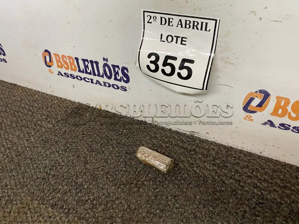LOTE 355 - 01 LOTE COM BROCAS DE AÇO PEQUENAS. (NO ESTADO) ATENÇÃO! FAZER A VISITAÇÃO ANTES DE ARREMATAR, NÃO SABEMOS SE FUNCIONA. LEILÃO NÃO TEM GARANTIA E NEM DEVOLUÇÃO, SUJEITO A POSSÍVEIS AVARIAS VISÍVEIS/OCULTAS E/OU AUSÊNCIA DE COMPONENTES.