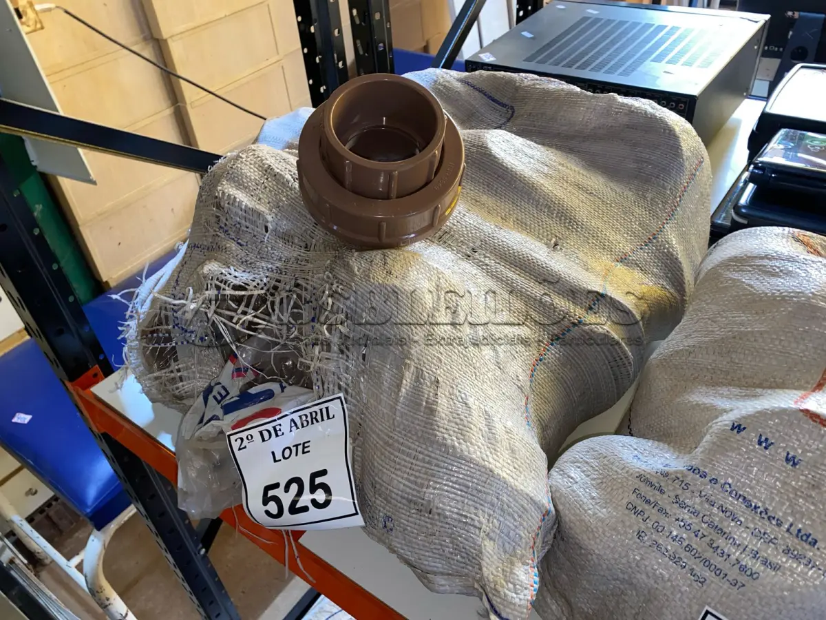 LOTE 525 - 30 UNIDADES DE UNIÃO SOLDÁVEL 85MM. (NO ESTADO) ATENÇÃO! FAZER A VISITAÇÃO ANTES DE ARREMATAR, NÃO SABEMOS SE FUNCIONA. LEILÃO NÃO TEM GARANTIA E NEM DEVOLUÇÃO, SUJEITO A POSSÍVEIS AVARIAS VISÍVEIS/OCULTAS E/OU AUSÊNCIA DE COMPONENTES.