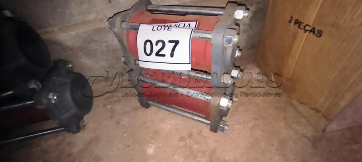 LOTE 027 - 01 LOTE DE ACOPLAMENTO PARA TUBOS.  (NO ESTADO) ATENÇÃO! FAZER A VISITAÇÃO ANTES DE ARREMATAR, NÃO SABEMOS SE FUNCIONA. LEILÃO NÃO TEM GARANTIA E NEM DEVOLUÇÃO, SUJEITO A POSSÍVEIS AVARIAS VISÍVEIS/OCULTAS E/OU AUSÊNCIA DE COMPONENTES.