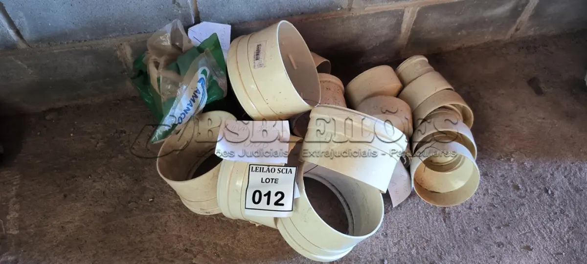 LOTE 012 - 01 LOTE COM CONEXÕES LUVAS DE REDUÇÃO 150 X 100 E TAMPÃO 150 (NO ESTADO) ATENÇÃO! FAZER A VISITAÇÃO ANTES DE ARREMATAR, NÃO SABEMOS SE FUNCIONA. LEILÃO NÃO TEM GARANTIA E NEM DEVOLUÇÃO, SUJEITO A POSSÍVEIS AVARIAS VISÍVEIS/OCULTAS E/OU AUSÊNCIA DE COMPONENTES.