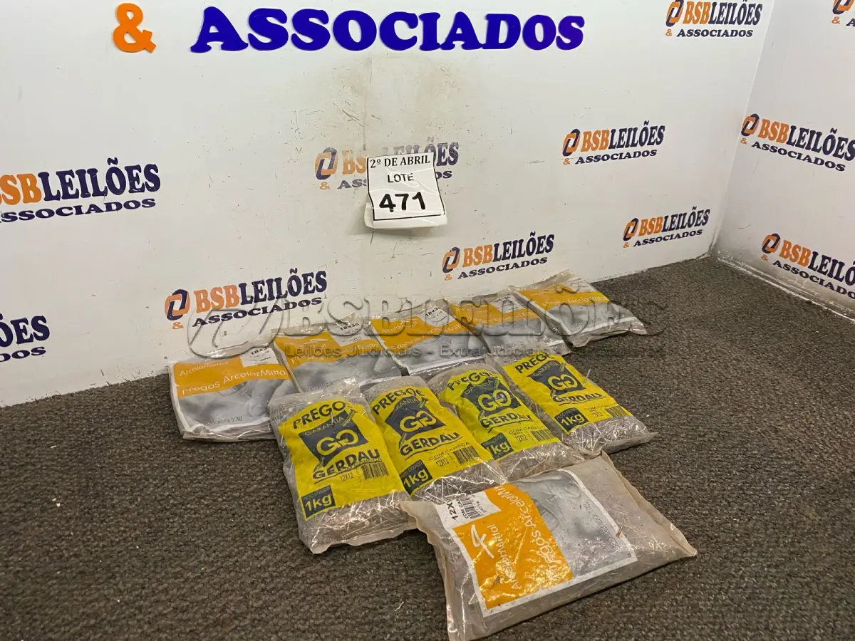 LOTE 471 - 07 KG DE PREGOS DIVERSOS. (NO ESTADO) ATENÇÃO! FAZER A VISITAÇÃO ANTES DE ARREMATAR, NÃO SABEMOS SE FUNCIONA. LEILÃO NÃO TEM GARANTIA E NEM DEVOLUÇÃO, SUJEITO A POSSÍVEIS AVARIAS VISÍVEIS/OCULTAS E/OU AUSÊNCIA DE COMPONENTES.