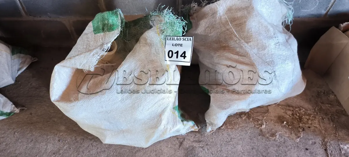 LOTE 014 - 01 LOTE COM CONEXÕES T 100X75.   (NO ESTADO) ATENÇÃO! FAZER A VISITAÇÃO ANTES DE ARREMATAR, NÃO SABEMOS SE FUNCIONA. LEILÃO NÃO TEM GARANTIA E NEM DEVOLUÇÃO, SUJEITO A POSSÍVEIS AVARIAS VISÍVEIS/OCULTAS E/OU AUSÊNCIA DE COMPONENTES.