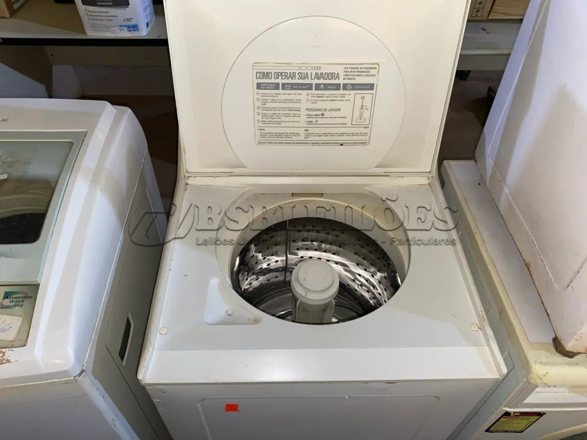 LOTE 401 - 01 MÁQUINA DE LAVAR MARCA BRASTEMP 10KG 110V. (NO ESTADO) ATENÇÃO! FAZER A VISITAÇÃO ANTES DE ARREMATAR, NÃO SABEMOS SE FUNCIONA. LEILÃO NÃO TEM GARANTIA E NEM DEVOLUÇÃO, SUJEITO A POSSÍVEIS AVARIAS VISÍVEIS/OCULTAS E/OU AUSÊNCIA DE COMPONENTES.