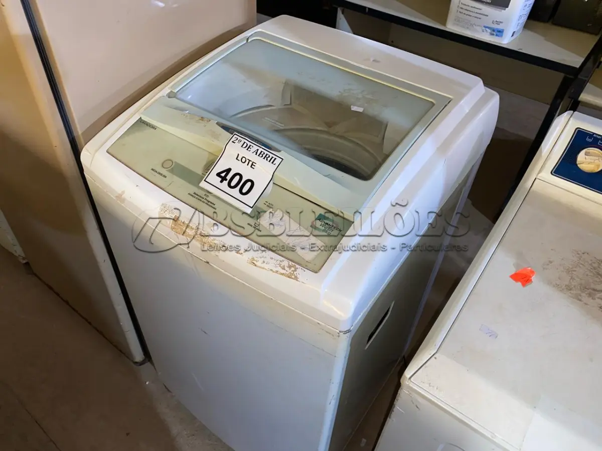 LOTE 400 - 01 MÁQUINA DE LAVAR ROUPAS BRASTEMP 6KG 220V. (NO ESTADO) ATENÇÃO! FAZER A VISITAÇÃO ANTES DE ARREMATAR, NÃO SABEMOS SE FUNCIONA. LEILÃO NÃO TEM GARANTIA E NEM DEVOLUÇÃO, SUJEITO A POSSÍVEIS AVARIAS VISÍVEIS/OCULTAS E/OU AUSÊNCIA DE COMPONENTES.