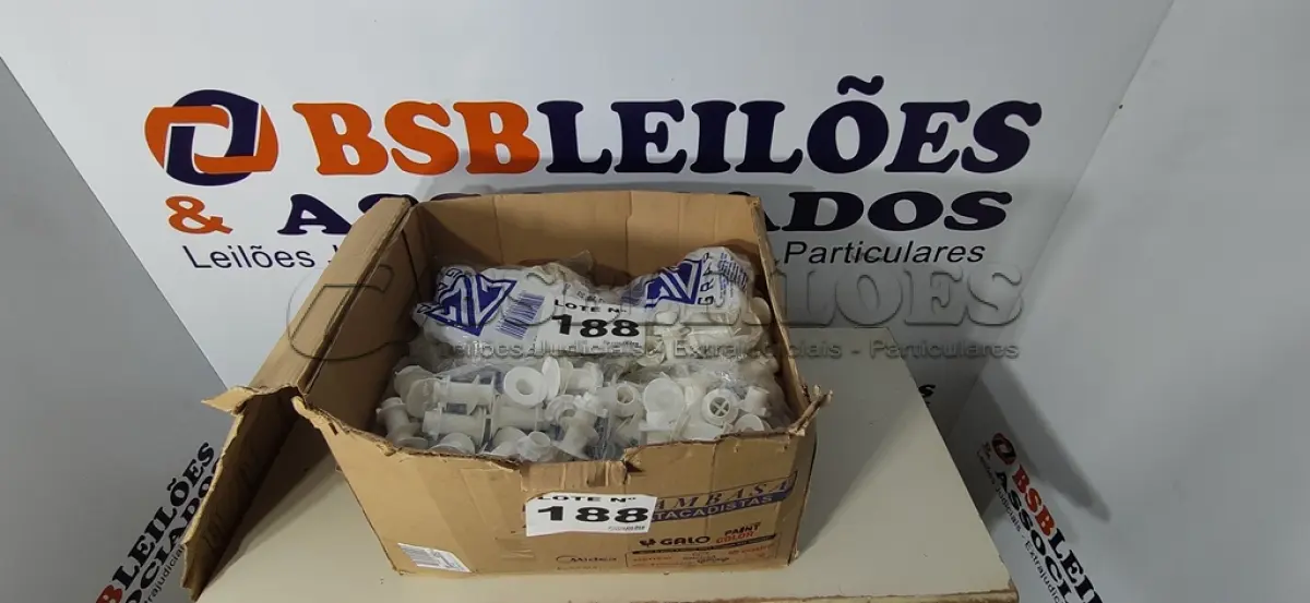 LOTE 188 - 320 - VÁLVULAS LAVATÓRIO PLÁSTICA BRANCO (NO ESTADO, NÃO SABEMOS SE FUNCIONA. LEILÃO NÃO TEM GARANTIA E NEM DEVOLUÇÃO, SUJEITO A POSSÍVEIS AVARIAS VISÍVEIS/OCULTAS E/OU AUSÊNCIA DE COMPONENTES)