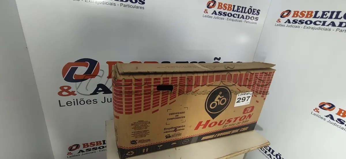 LOTE 297 - 01 - BICICLETA HOUSTON TRUP ARO 20 VERMELHA - TR202R (NO ESTADO, NÃO SABEMOS SE FUNCIONA. LEILÃO NÃO TEM GARANTIA E NEM DEVOLUÇÃO, SUJEITO A POSSÍVEIS AVARIAS VISÍVEIS/OCULTAS E/OU AUSÊNCIA DE COMPONENTES)