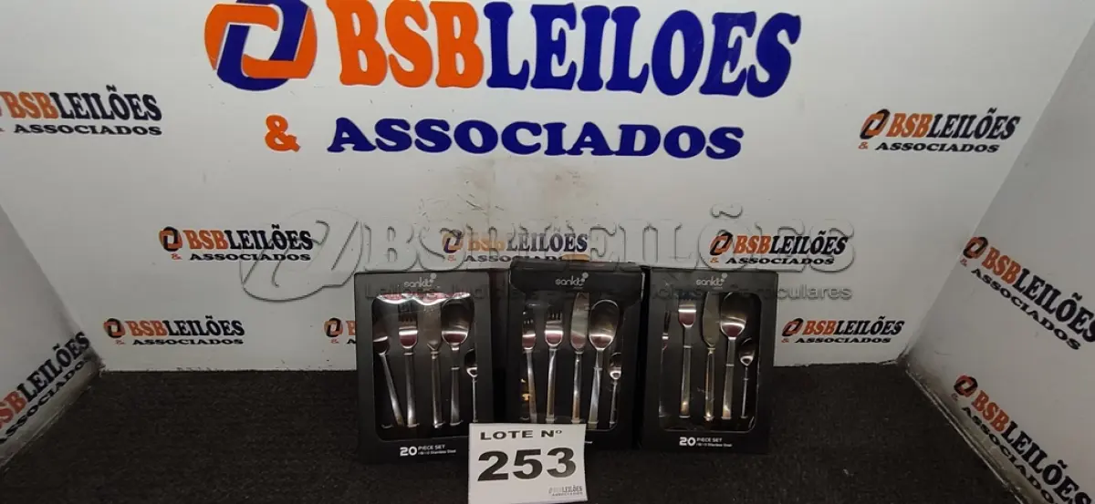 LOTE 253 - 03 - KITS JOGO TALHERES LINHA SANKIT 20 PEÇAS PRATA - PREMIUM (NO ESTADO, NÃO SABEMOS SE FUNCIONA. LEILÃO NÃO TEM GARANTIA E NEM DEVOLUÇÃO, SUJEITO A POSSÍVEIS AVARIAS VISÍVEIS/OCULTAS E/OU AUSÊNCIA DE COMPONENTES)