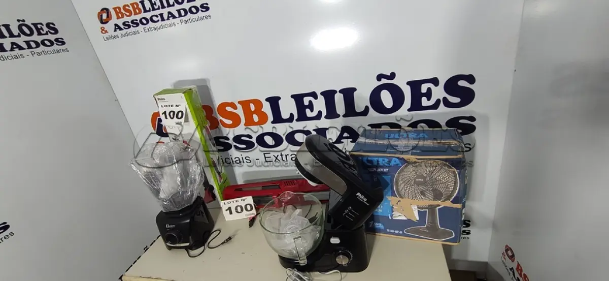 LOTE 100 - 05 – ELETRODOMÉSTICOS DIVERSOS (NO ESTADO, NÃO SABEMOS SE FUNCIONA. LEILÃO NÃO TEM GARANTIA E NEM DEVOLUÇÃO, SUJEITO A POSSÍVEIS AVARIAS VISÍVEIS/OCULTAS E/OU AUSÊNCIA DE COMPONENTES)