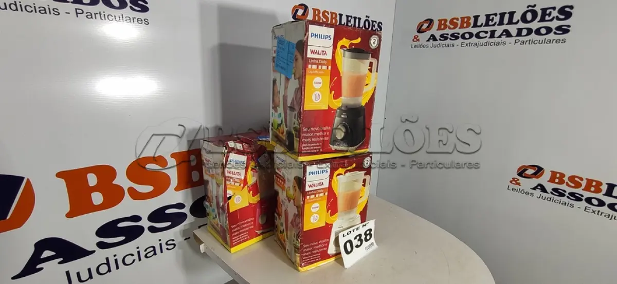 LOTE 038 - 04 – ELETRODOMÉSTICOS PHILIPS WALITA 110V DIVERSOS (NO ESTADO, NÃO SABEMOS SE FUNCIONA. LEILÃO NÃO TEM GARANTIA E NEM DEVOLUÇÃO, SUJEITO A POSSÍVEIS AVARIAS VISÍVEIS/OCULTAS E/OU AUSÊNCIA DE COMPONENTES)