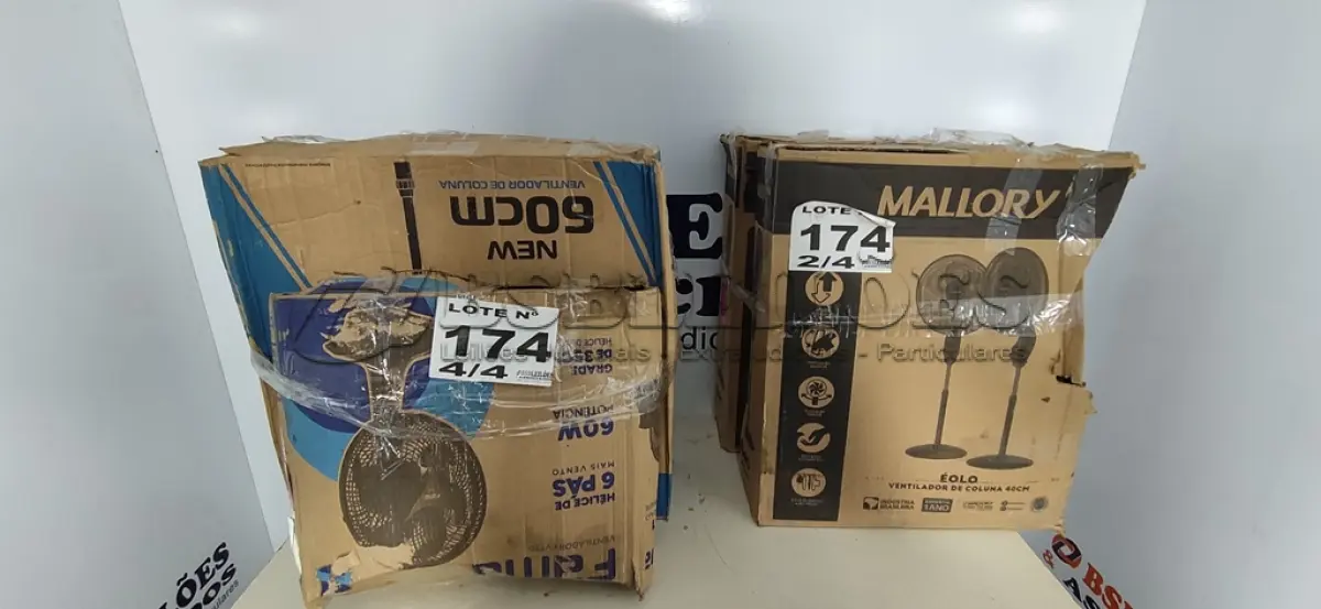 LOTE 174 - 04 - VENTILADORES DIVERSOS 110V (NO ESTADO, NÃO SABEMOS SE FUNCIONA. LEILÃO NÃO TEM GARANTIA E NEM DEVOLUÇÃO, SUJEITO A POSSÍVEIS AVARIAS VISÍVEIS/OCULTAS E/OU AUSÊNCIA DE COMPONENTES)