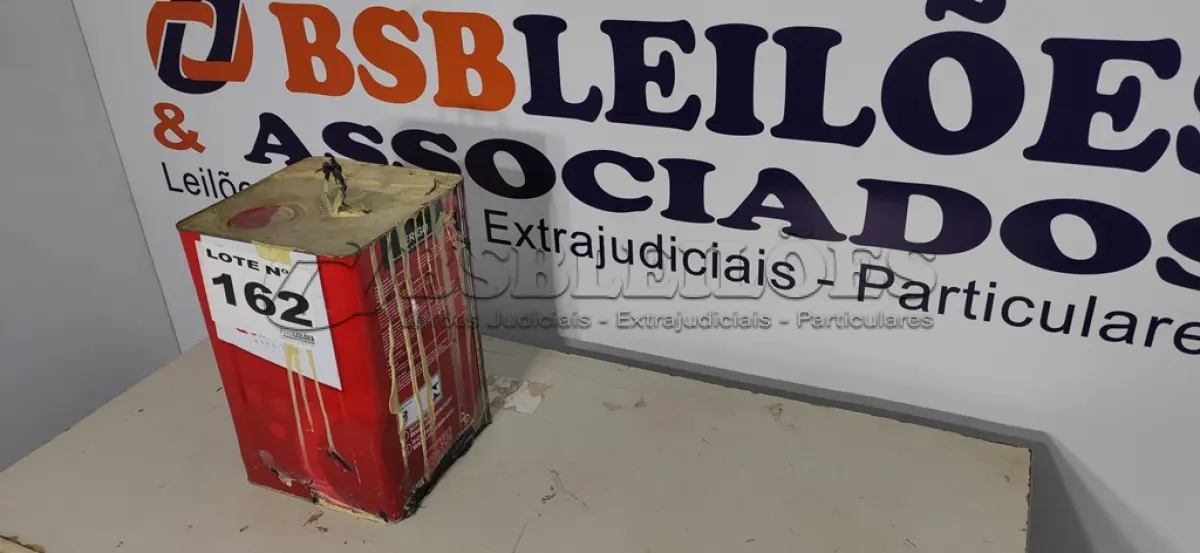 LOTE 162 - 01 - LATA DE COLA DE CONTATO QUIMICOLLA (NO ESTADO, NÃO SABEMOS SE FUNCIONA. LEILÃO NÃO TEM GARANTIA E NEM DEVOLUÇÃO, SUJEITO A POSSÍVEIS AVARIAS VISÍVEIS/OCULTAS E/OU AUSÊNCIA DE COMPONENTES)