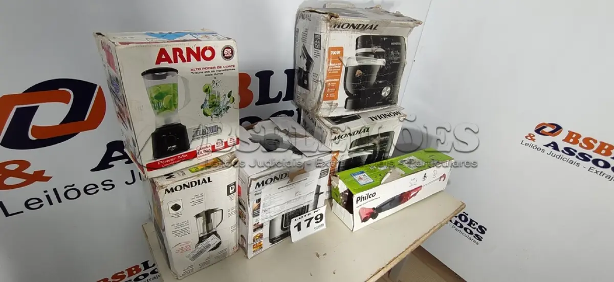 LOTE 179 - 06 – ELETRODOMÉSTICOS 110V DIVERSOS (NO ESTADO, NÃO SABEMOS SE FUNCIONA. LEILÃO NÃO TEM GARANTIA E NEM DEVOLUÇÃO, SUJEITO A POSSÍVEIS AVARIAS VISÍVEIS/OCULTAS E/OU AUSÊNCIA DE COMPONENTES)